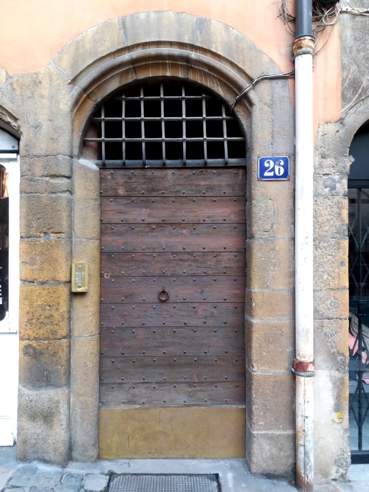 Lyon 5e - Rue du Bœuf - Porte au numéro 26