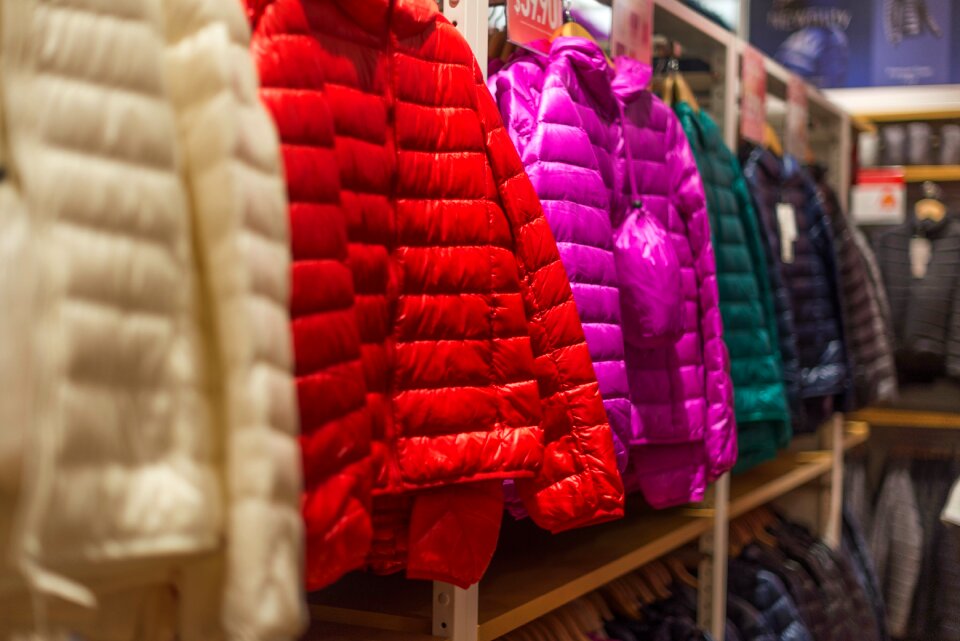 Store retail clothes shopping