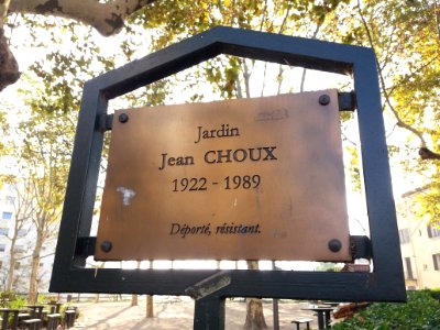 Lyon 5e - Place Abbé-Larue, plaque Jean Choux