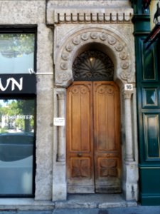Lyon 5e - Quai de Bondy - Porte au numéro 16