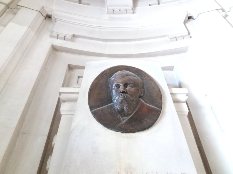 Lyon 5e - Quai de Bondy, palais Bondy, portrait d'Eugène Huguet