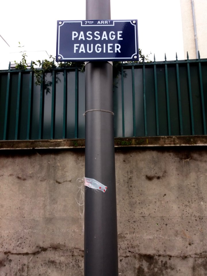 Lyon 7e - Passage Faugier, plaque