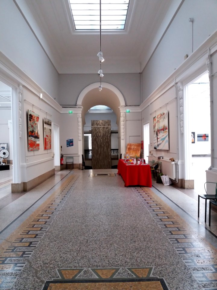 Lyon 5e - Quai de Bondy, palais Bondy, hall de la salle des expositions (1)