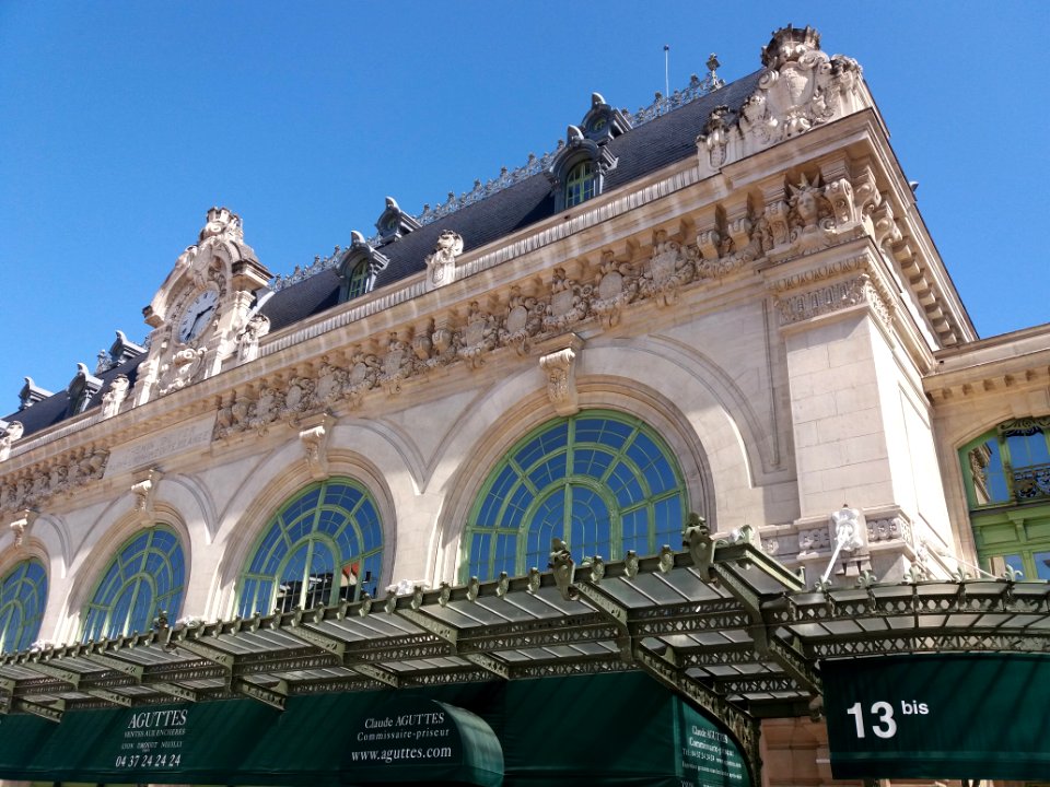 Lyon 6e - Gare des Brotteaux, angle sud du bâtiment principal