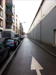 Lyon 7e - Impasse de l'Asphalte, depuis la rue de Gerland