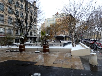 Lyon 5e - Place Ennemond Fousseret - Vers le nord