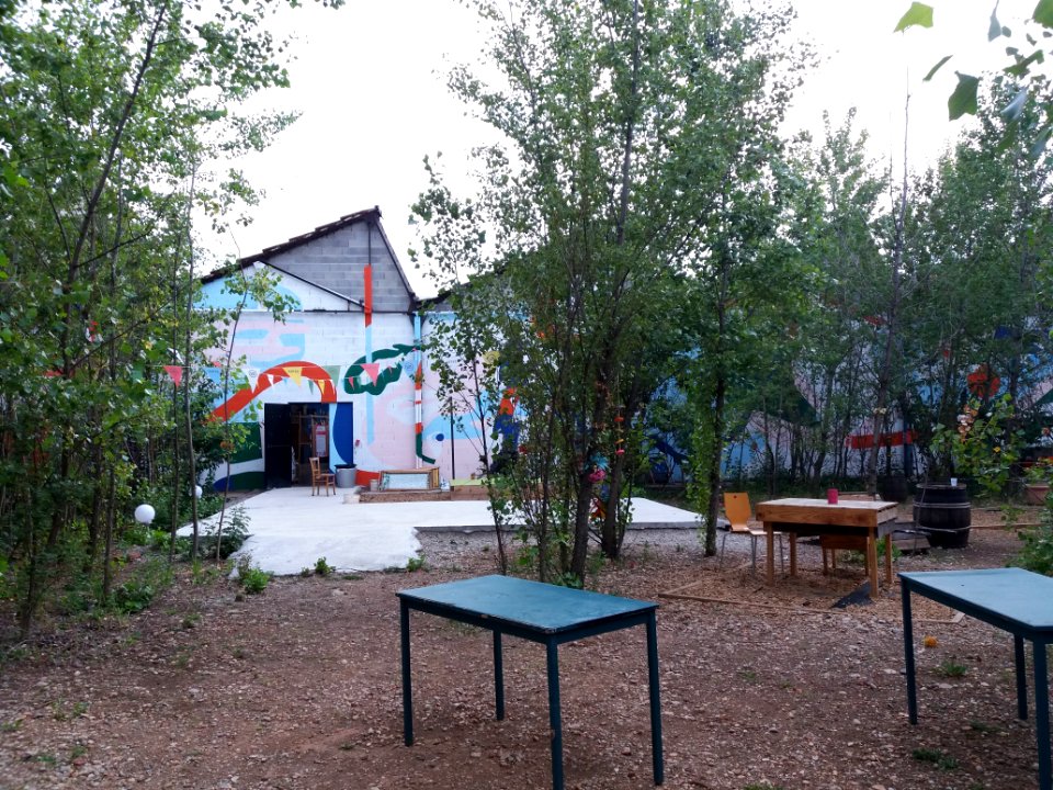 Lyon 7e - Halles du Faubourg, jardin (3)