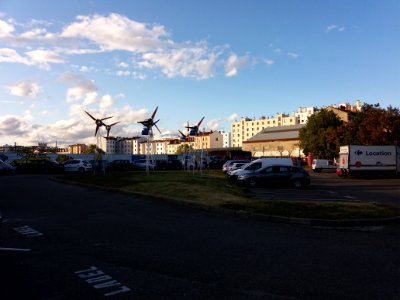 Lyon 7e - Impasse des Chalets, parking des Halles du Faubourg (2)