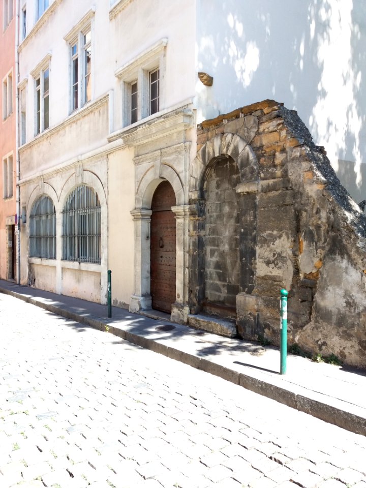 Lyon 5e - Rue Saint-Georges - Maison au numéro 69