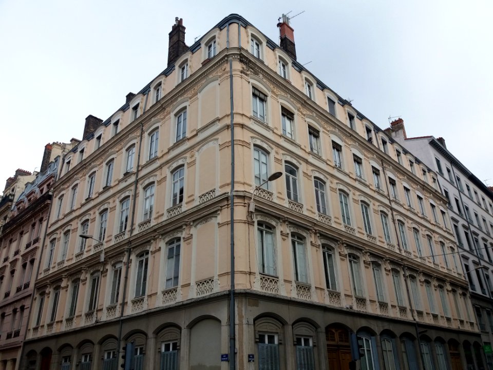 Lyon 6e - Immeuble à l'angle des rue Créqui et Tronchet