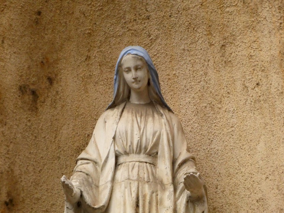 Lyon 5e - Rue Saint-Georges - Vierge au numéro 100 - Détail