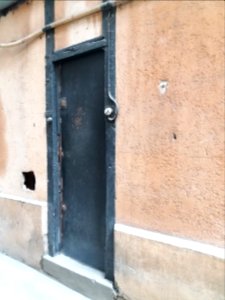 Lyon 5e - Rue Saint Jean - Traboule au numéro 39 - Porte de service
