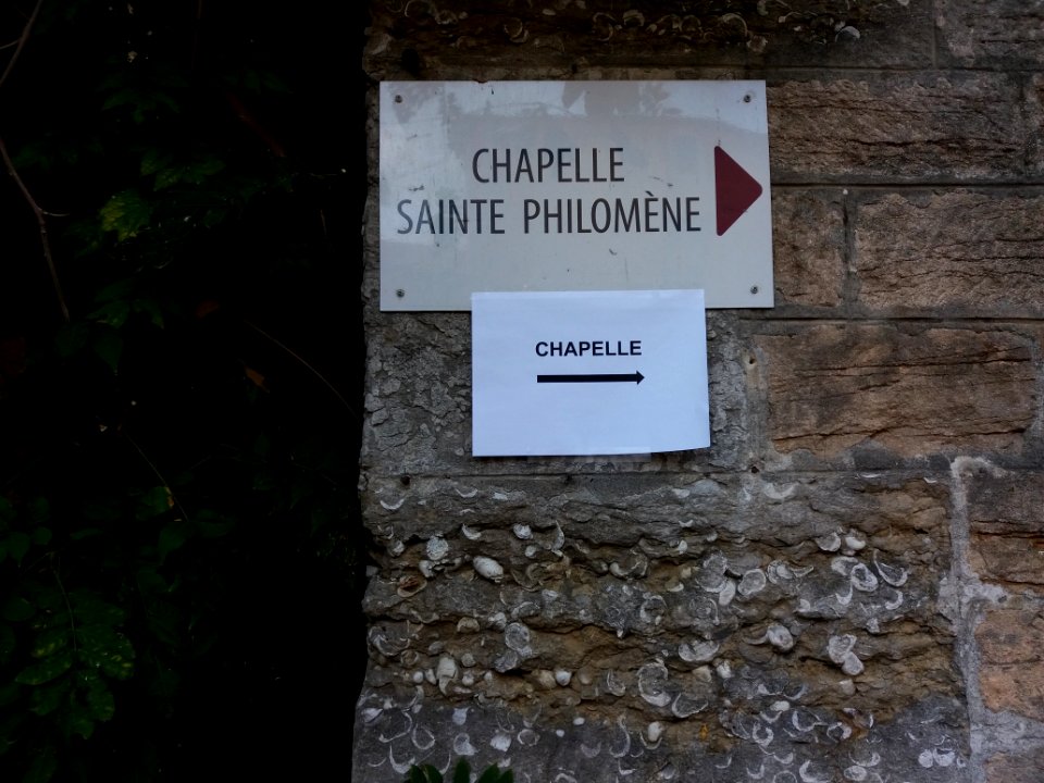 Lyon 5e - Montée Saint Barthélémy, chapelle Sainte Philomène (01)