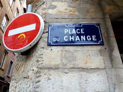 Lyon 5e - Place du Change, plaque