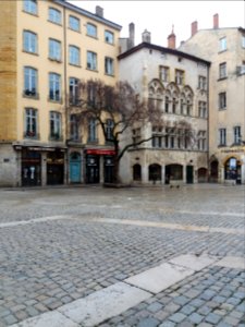 Lyon 5e - Place du Change - Maison Thomassin