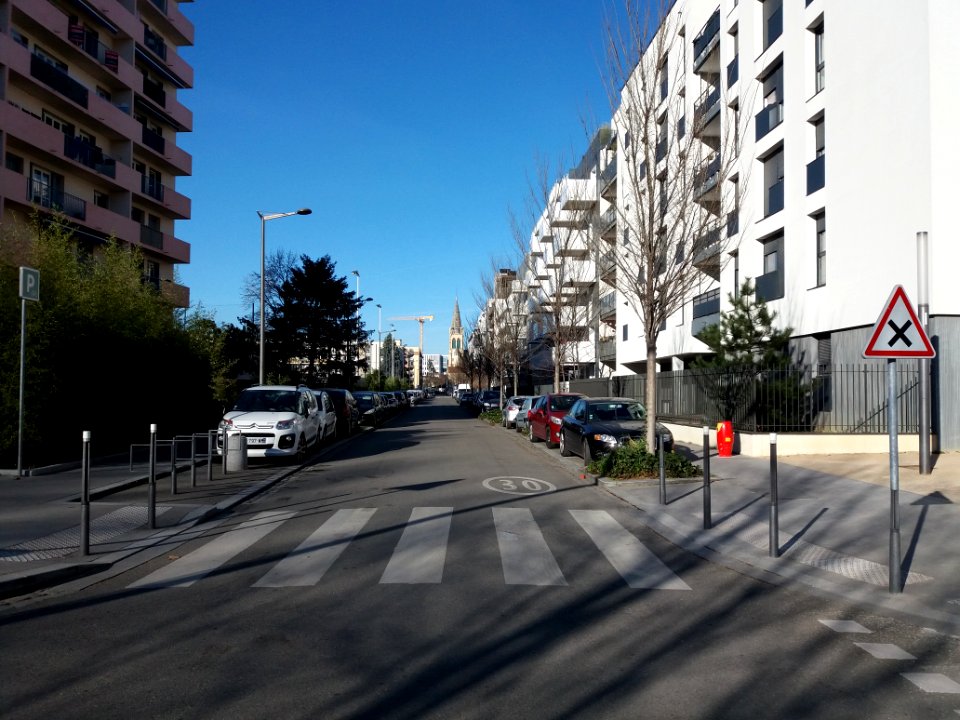 Lyon 7e - Rue Félix Brun, vers le nord, depuis la rue Maurice Bouchor
