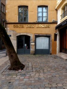Lyon 5e - Place du Petit Collège - Hôtel la Cour des Loges