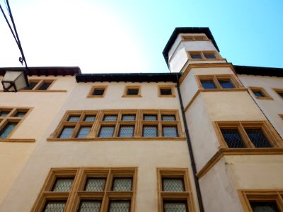 Lyon 5e - Hôtel de Gadagne, cour (1)