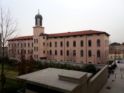Lyon 5e - Hôpital de l'Antiquaille - Résidence universitaire Jean Meygret - Depuis la montée du Cardo