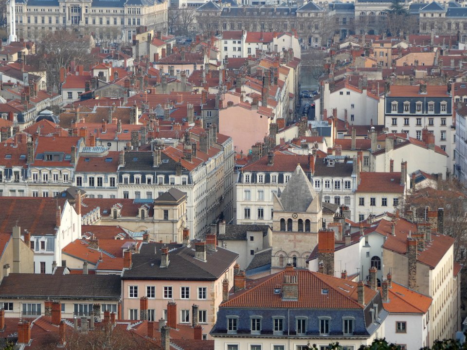 Lyon 5e - Jardin des Curiosités - Vue sur le quartier d'Ainay