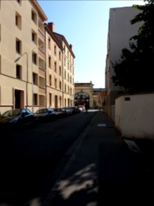 Lyon 8e - Rue de l'Harmonie, vers l'est