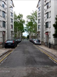 Lyon 8e - Rue Théodore Levigne, côté est depuis la rue des Serpollières