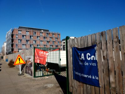 Lyon 7e - Rue Félix Brun, entrée du parking de La Commune