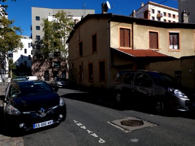 Lyon 8e - Rue de la Rosière, maison à l'angle de la rue Marius Berliet