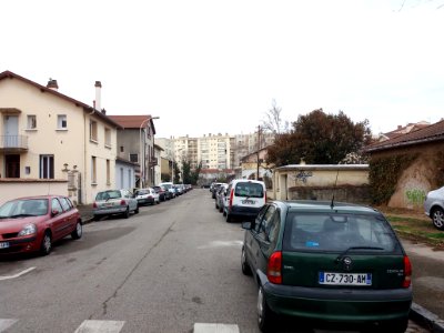 Lyon 7e - Rue Jules Vercherin, depuis la rue de l'Effort
