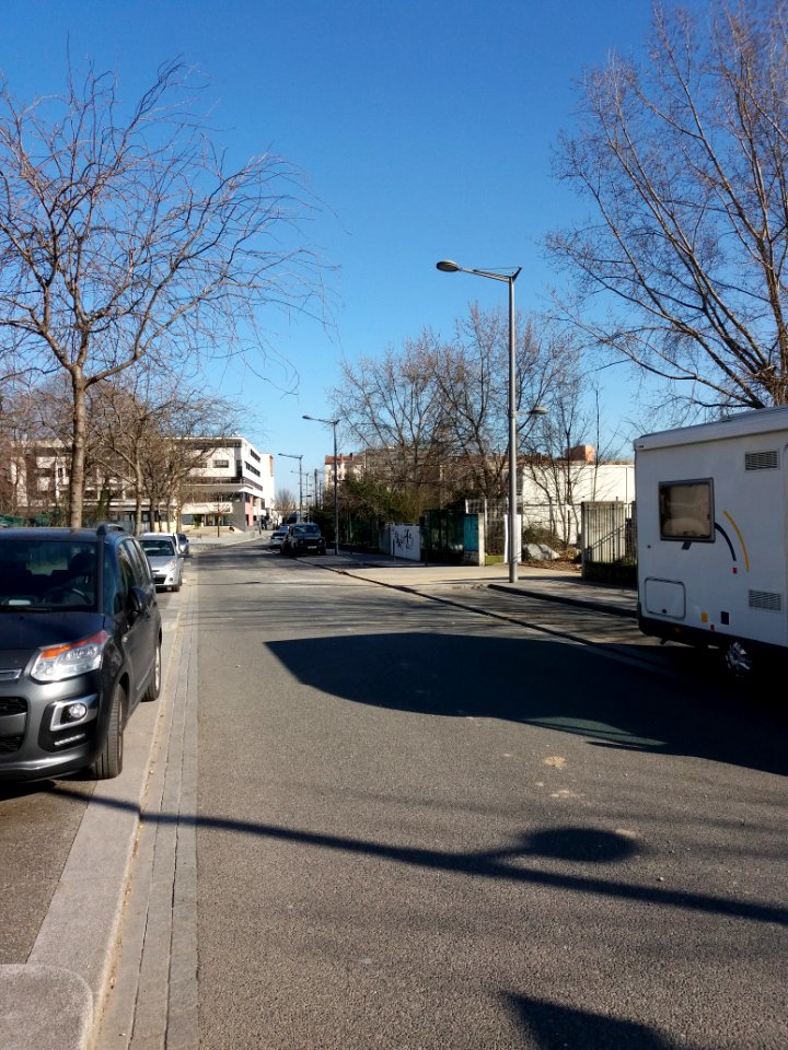 Lyon 7e - Rue Jean Baldassini, depuis la rue Georges Gouy