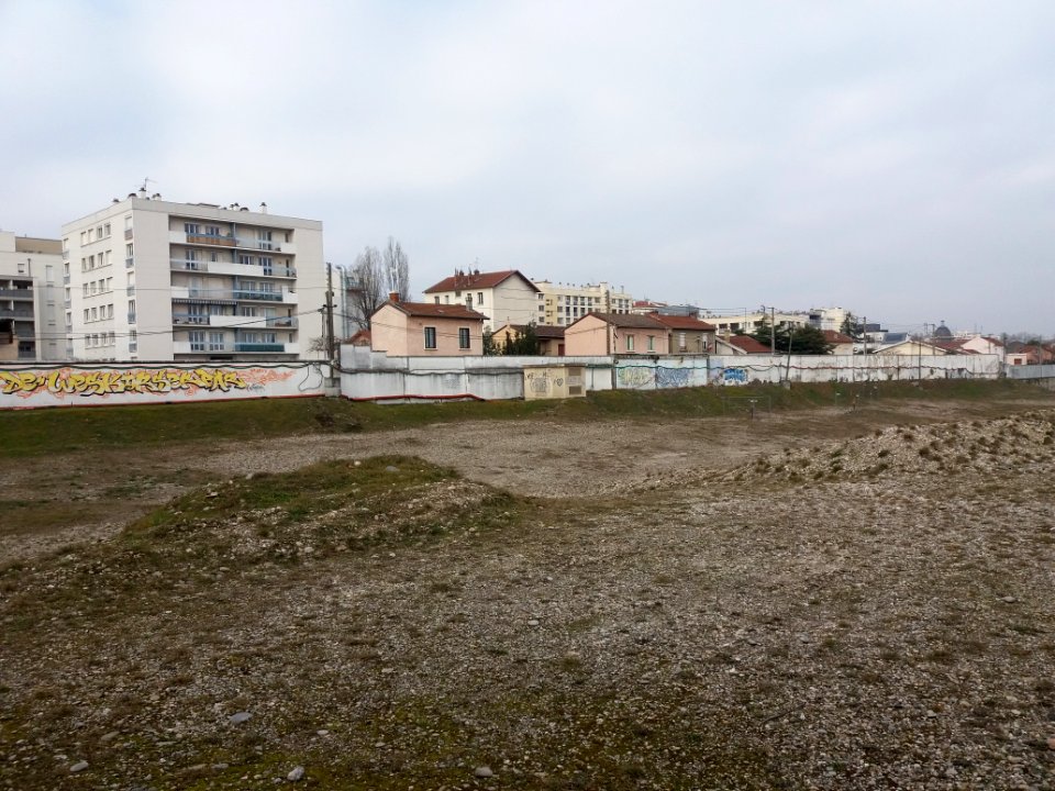 Lyon 8e - Rue Paul Cazeneuve, terrain de l'ancienne usine Givaudan 2