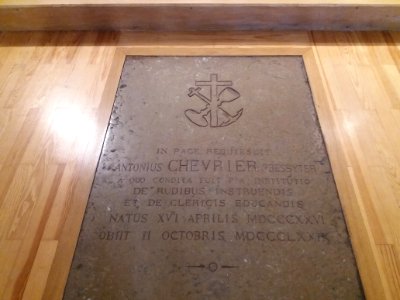 Lyon 7e - Rue du Père Chevrier - Chapelle du Prado, plaque au sol