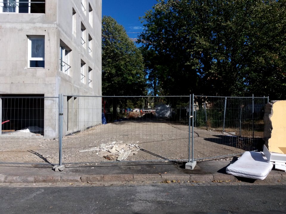 Lyon 8e - Rue de Montagny, limite sud des nouvelles résidences