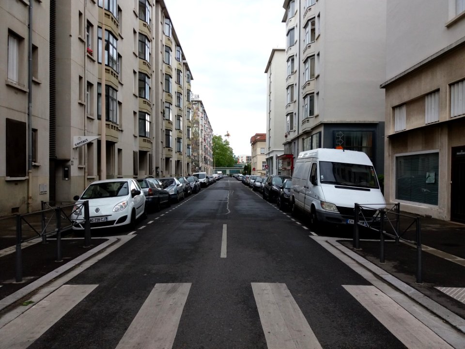Lyon 8e - Rue Wakatsuki, côté nord