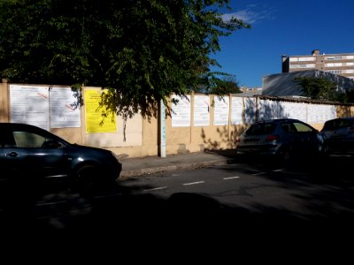 Lyon 8e - Rue de Montagny, liste des permis de construire affichés sur le mur