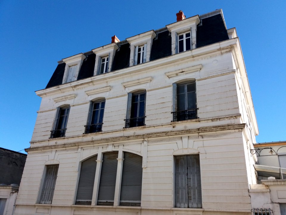 Lyon 7e - Rue de Toulon, maison à l'angle avec la rue Paul Duvivier