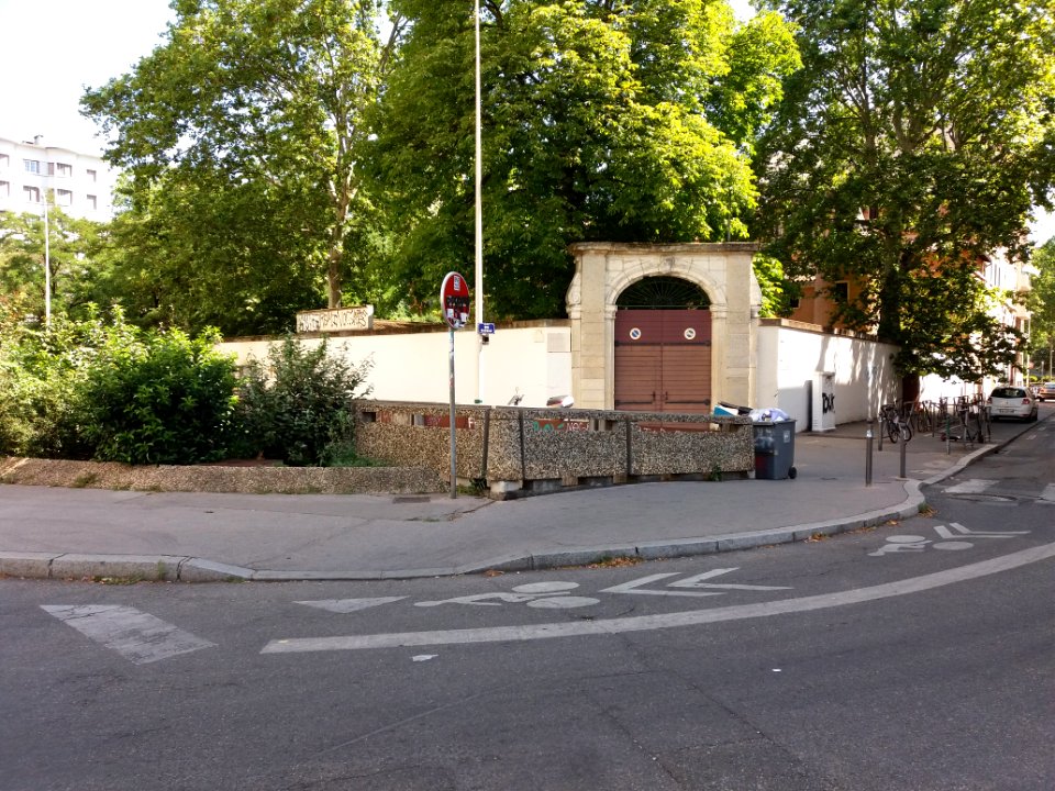 Lyon 7e - Rue Garibaldi, résidence Lirondelle