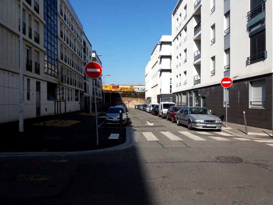 Lyon 7e - Rue des Bons Enfants, côté nord depuis la rue Galland