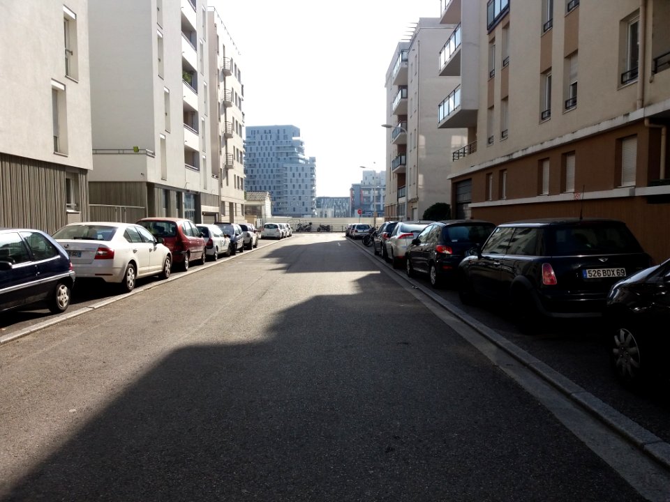 Lyon 7e - Rue des Bons Enfants, côté sud depuis la rue Galland
