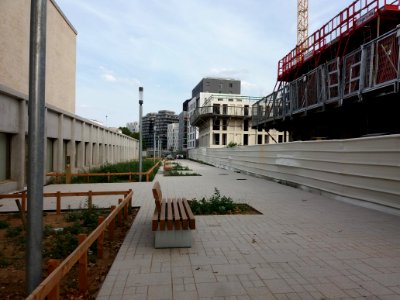 Lyon 7e - Rue Georges Sand, depuis le boulevard Yves Farge, à la fin des travaux