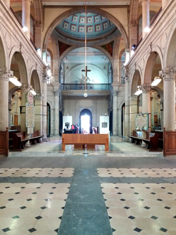 Lyon 8e - Chapelle de l'Hôpital Saint-Jean-de-Dieu, nef, vers l'est