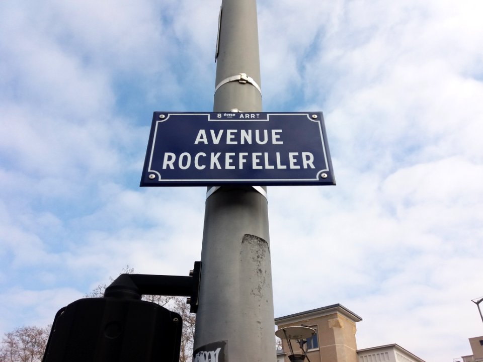Lyon 8e - Avenue Rockfeller, plaque