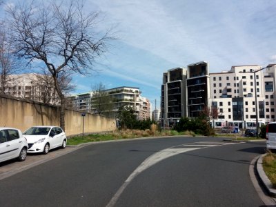 Lyon 8e - Espace Rosette Contet, depuis la rue Audibert et Lavirotte