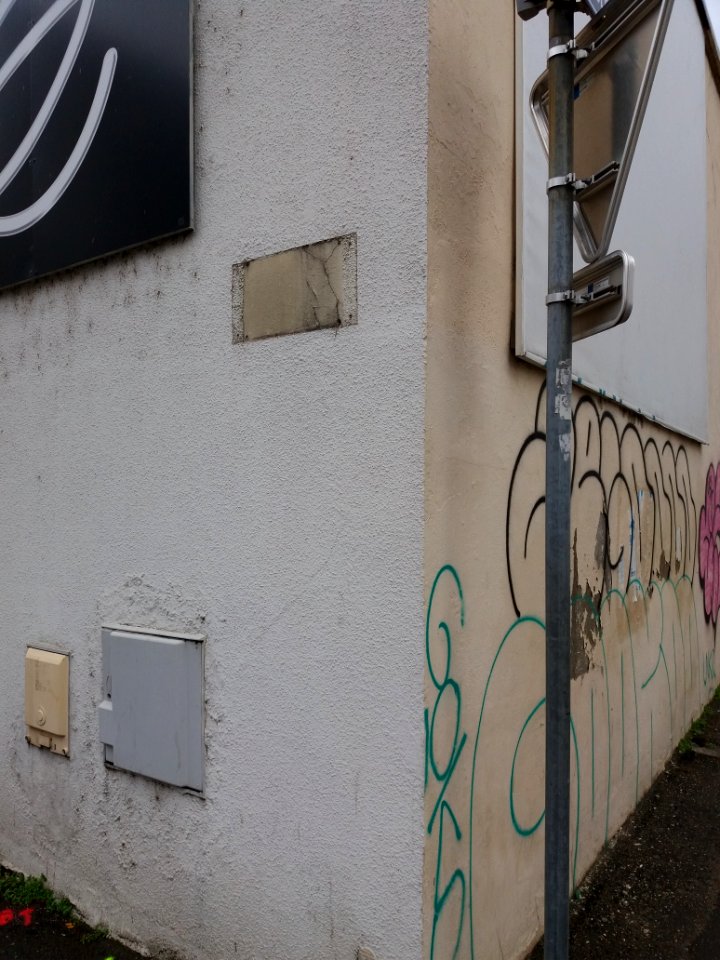 Lyon 7e - Rue de Gerland, plaque manquante à l'angle de la rue Abraham Bloch