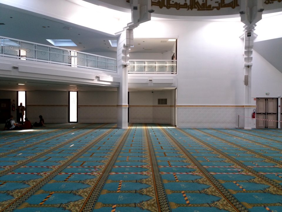 Lyon 8e - Grande mosquée de Lyon - Salle de prière 1