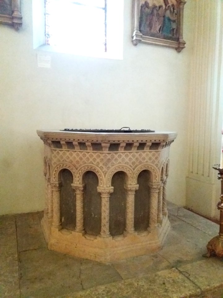 Lyon 9e - Église Saint-Rambert - Fonts baptismaux