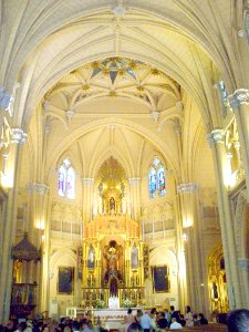 Málaga - Iglesia del Sagrado Corazón, interior 01