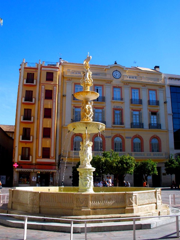 Málaga - Plaza de la Constitución, Fuente de Génova 7