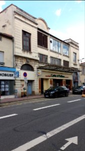 Lyon 8e - Avenue des Frères Lumière - Ancien cinéma Crystal Palace