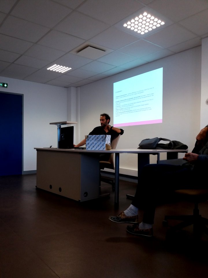 Lyon 7e - Université Lyon 2, premier cours wikipédia 2019